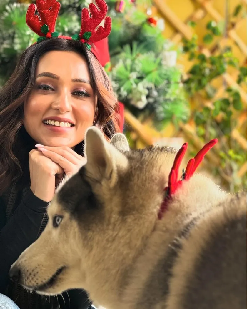Tollywood actress Christmas celebration shubhasree Nusrat mimi
