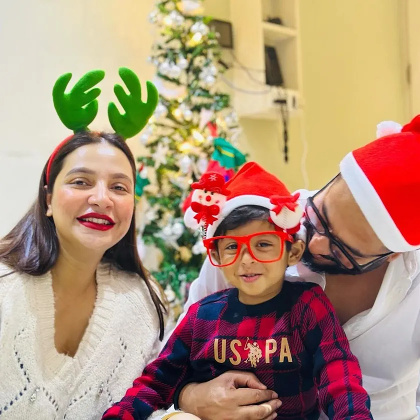 Tollywood actress Christmas celebration shubhasree Nusrat mimi
