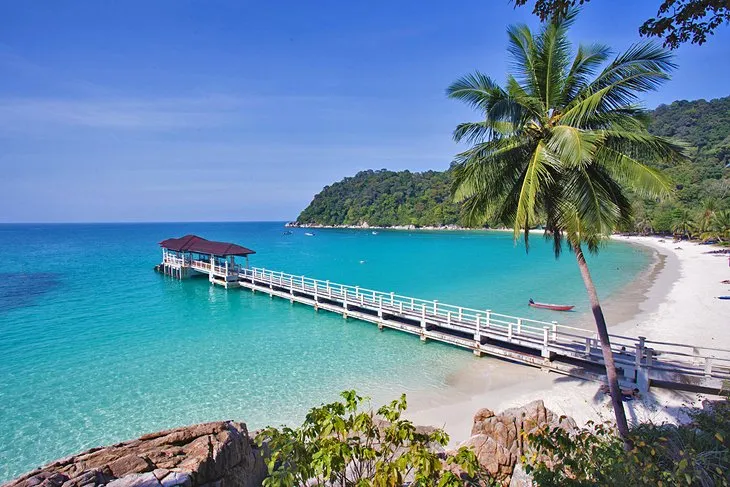 travel budget friendly international beach

