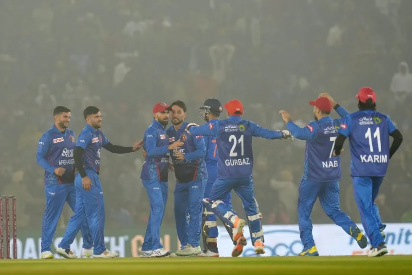 Find out the difference between the salaries of Indian and Afghanistan cricketers