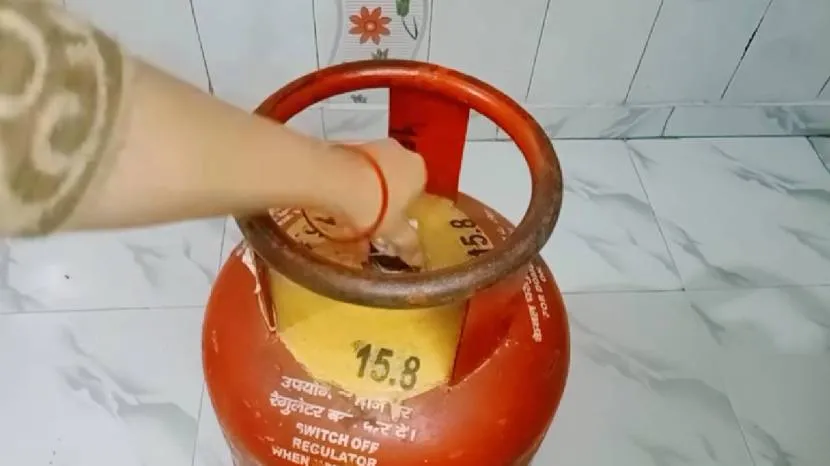 How To Check Gas Cylinder Leakage In Marathi