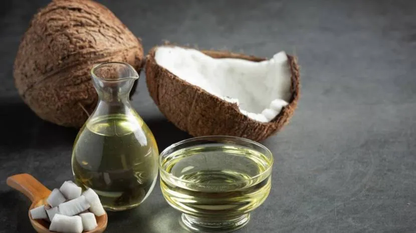 To Get Shiny Bright White Teeth At Home Must Try To These Six Home Remedies