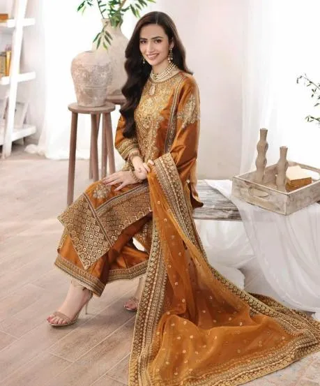 who is Shoaib Malik wife Sana Javed