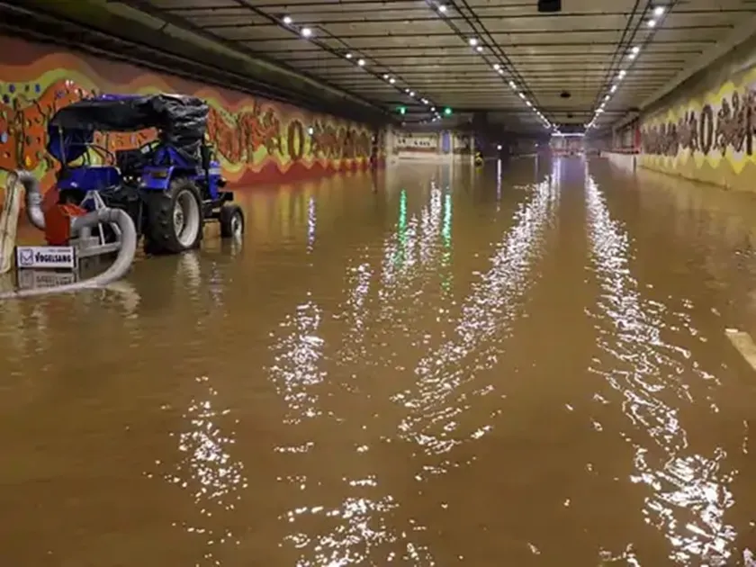 Pragati Maidan tunnel,  Flaws in Pragati Maidan tunnel, pragati maidan tunnel project cost, Pragati Maidan tunnel Design flaws, Pragati Maidan tunnel cracks, Public Works Department, Larsen and Toubro, Pragati Maidan tunnel waterlogging, Pragati Maidan tunnel underpass, Delhi news, Delhi city news, New Delhi, India news, Indian Express News Service, Express News Service, Express News, Indian Express India News