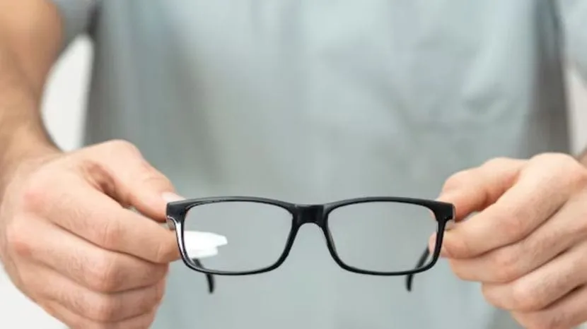 How to Clean Glasses