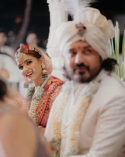 Asmita Sood marries boyfriend Siddh Mehta 