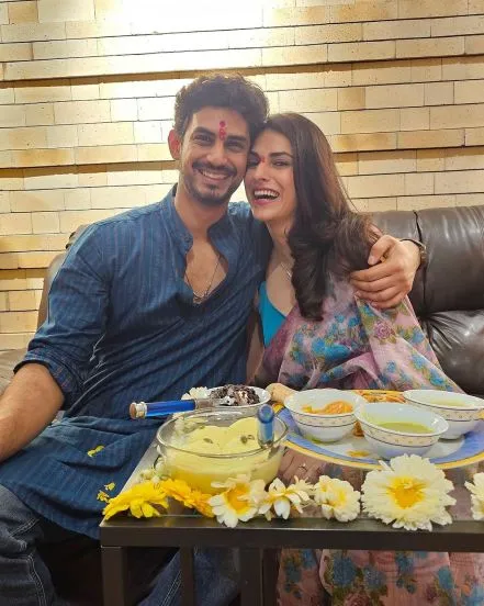 Kashmira Irani marries Akshat Saxena 