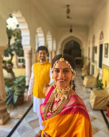 Kashmira Irani marries Akshat Saxena