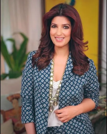 shahrukh khan akshay kumar suniel shetty jitendra sanjay kapoor wife work profile and net worth