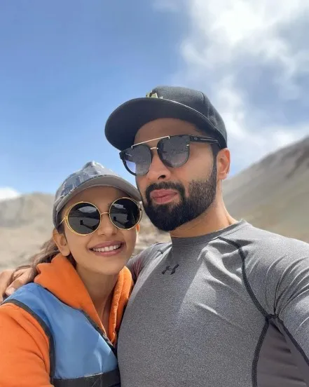 rakul-preet-singh-jacky-bhagnani-wedding