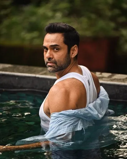 Abhay Deol net worth more than Sunny Deol Bobby Deol Dharmendra
