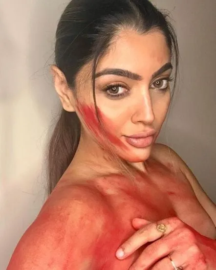 Tv Actress Akanksha Puri