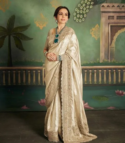 Nita-Ambani-emeralds-diamonds-necklace-worth-crores