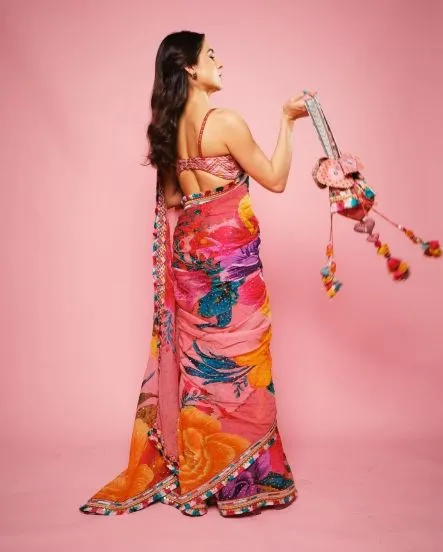 sara-ali-khan-saree-bag-price