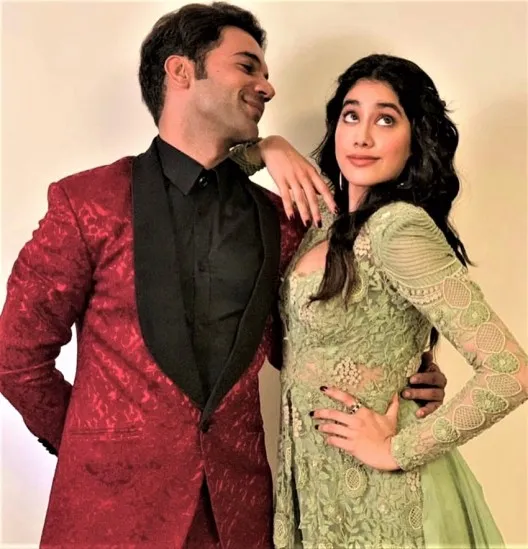 Mr and Mrs Mahi