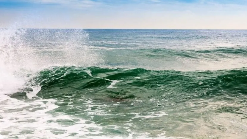Why does the ocean waves formed in the sea