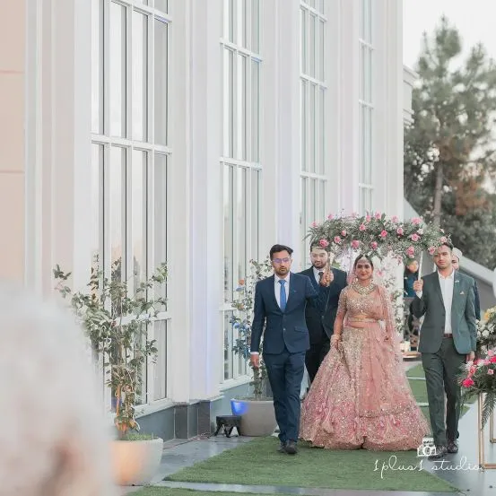 Arushi Sharma Married to Vaibhav Vishant