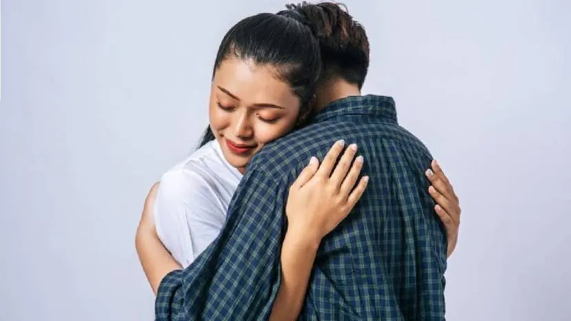 Can Hugs A Massage And Holding Hands Relieve You Of Stress