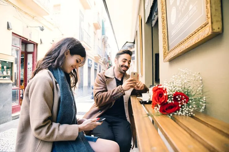 Do not make these silly mistakes while searching for life partner online