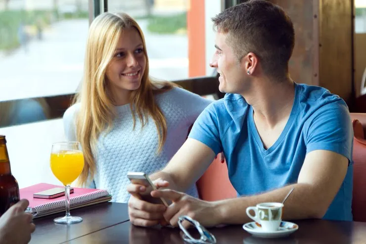 Do not make these silly mistakes while searching for life partner online