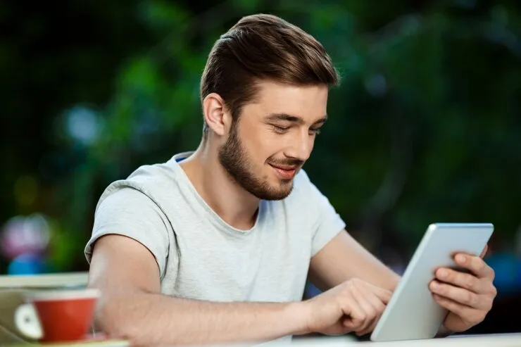 Do not make these silly mistakes while searching for life partner online
