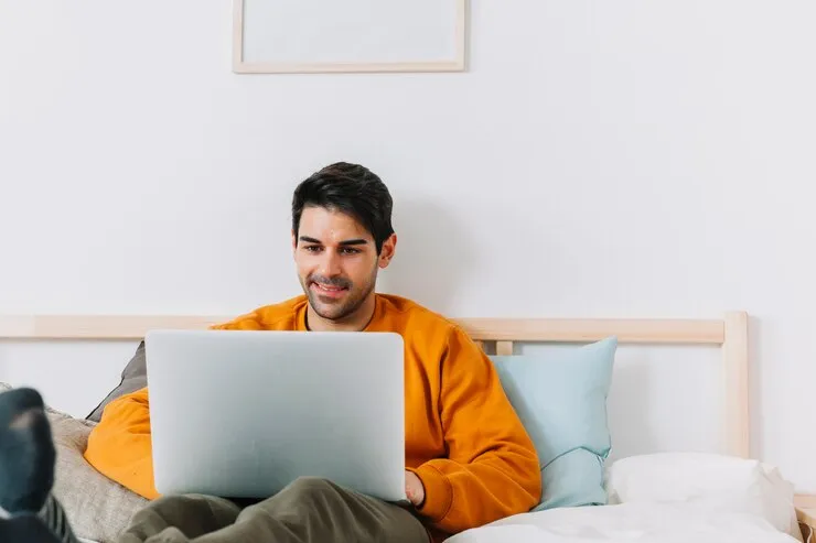 Do not make these silly mistakes while searching for life partner online