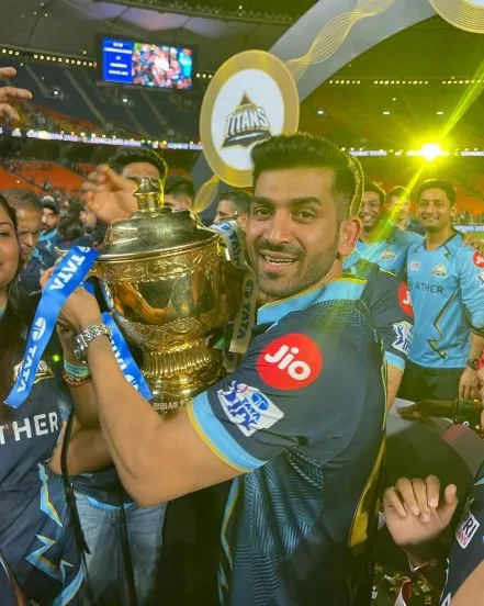 vaibhav-pandya-cheated-hardik-krunal