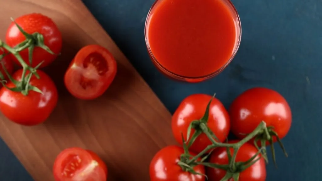 Tomato for tan removal - 4