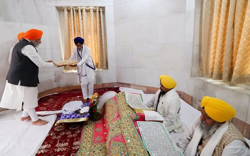 Narendra Modi Patna Sahib photo