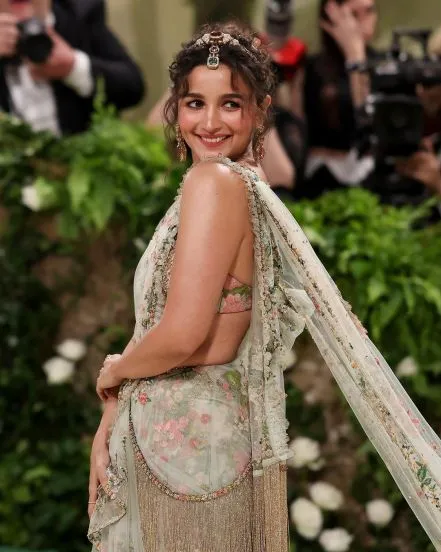 met-gala-2024-alia-bhatt
