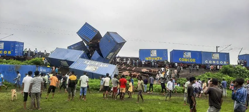 How Kanchanjunga Express collided