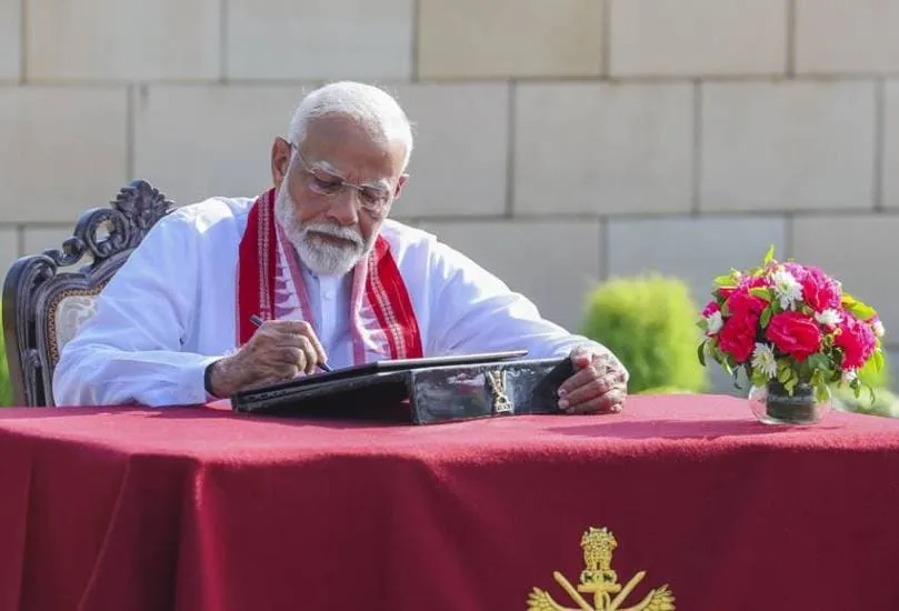 PM Modi Oath ceremony foreign guests Education