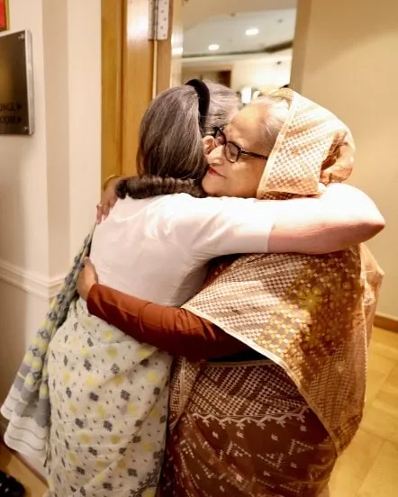  Sheikh Hasina meets Sonia Gandhi