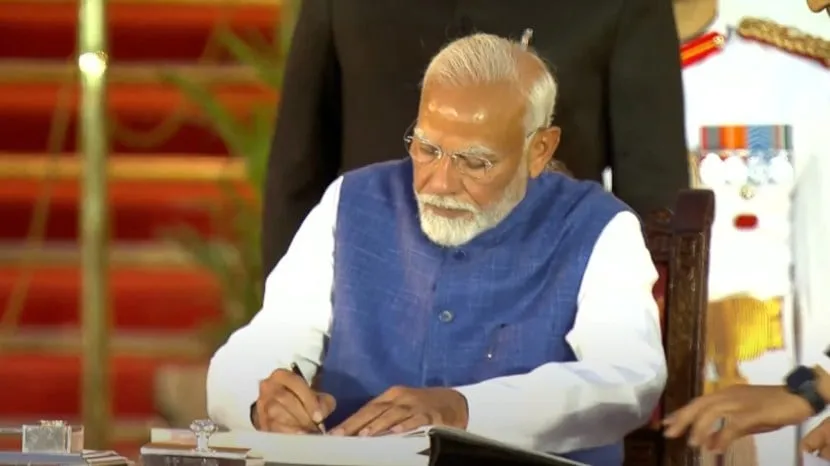 PM Narendra Modi Oath Taking Ceremony Updates in Marathi or/ Narendra Modi Swearing-in Ceremony