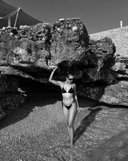 tripti-dimri-italy-vacation-photo-viral