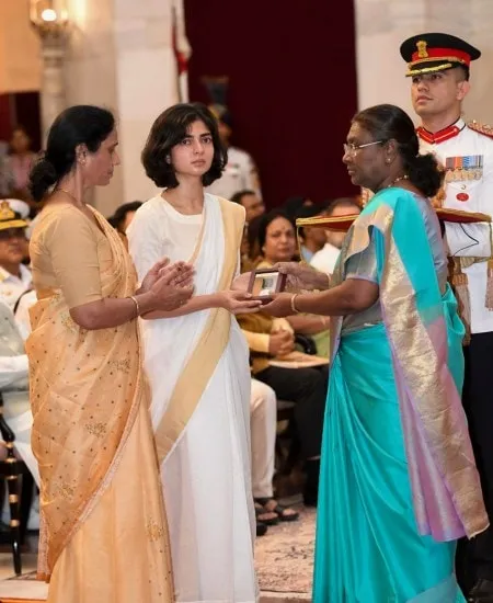 captain anshuman's wife