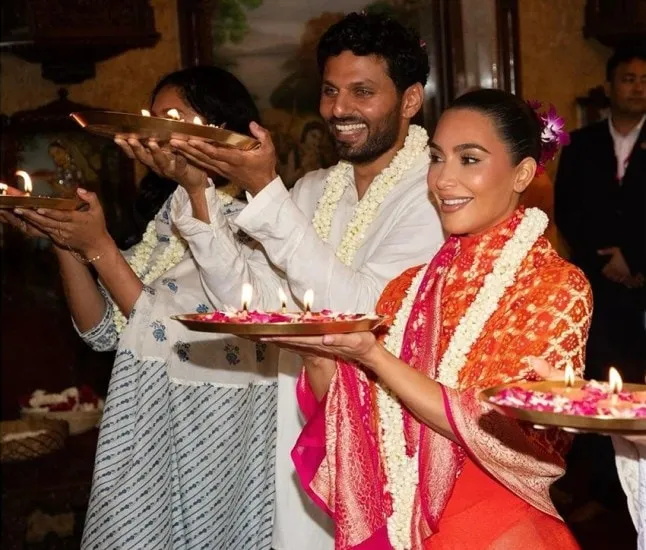 Kim Kardashian Khloe Kardashian ISKCON temple