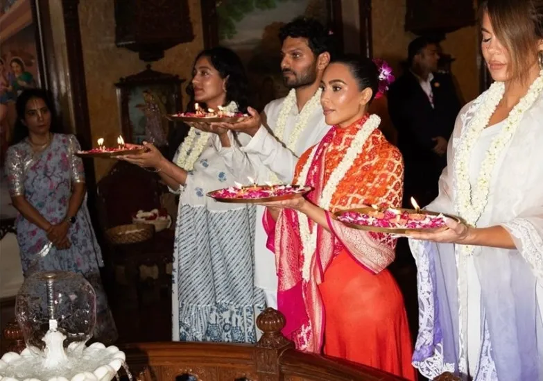 Kim Kardashian serving meals at temple