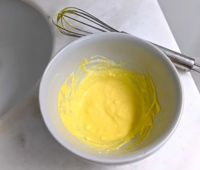 Yogurt and Turmeric Mask