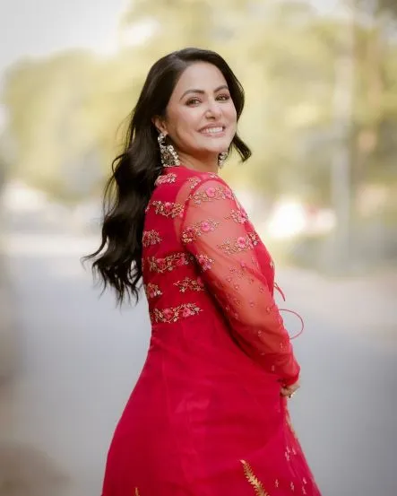 bollywood-actress-cancer-patients