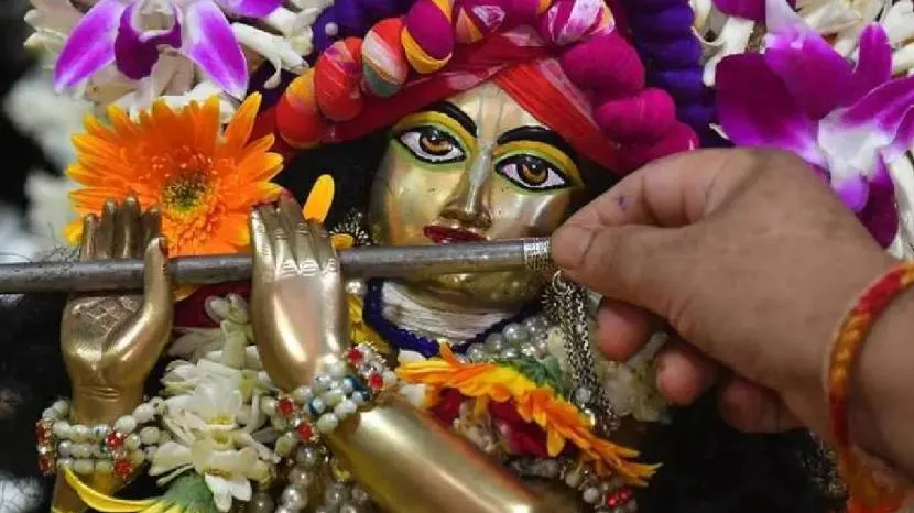 Krishna Janmashtami 2024 Know shubh muhurat significance and celebrations Mathura Vrindavan and the Story Behind Lord Krishnas Birth gokulashtami