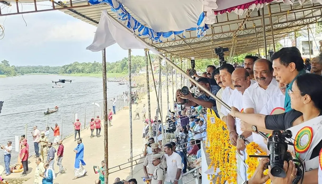aranmulaboatrace2