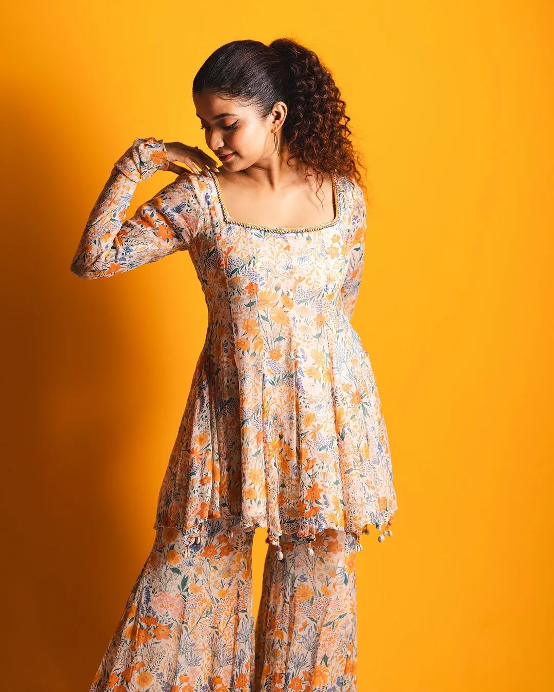 Anna Ben Latest Promotion Look FI
