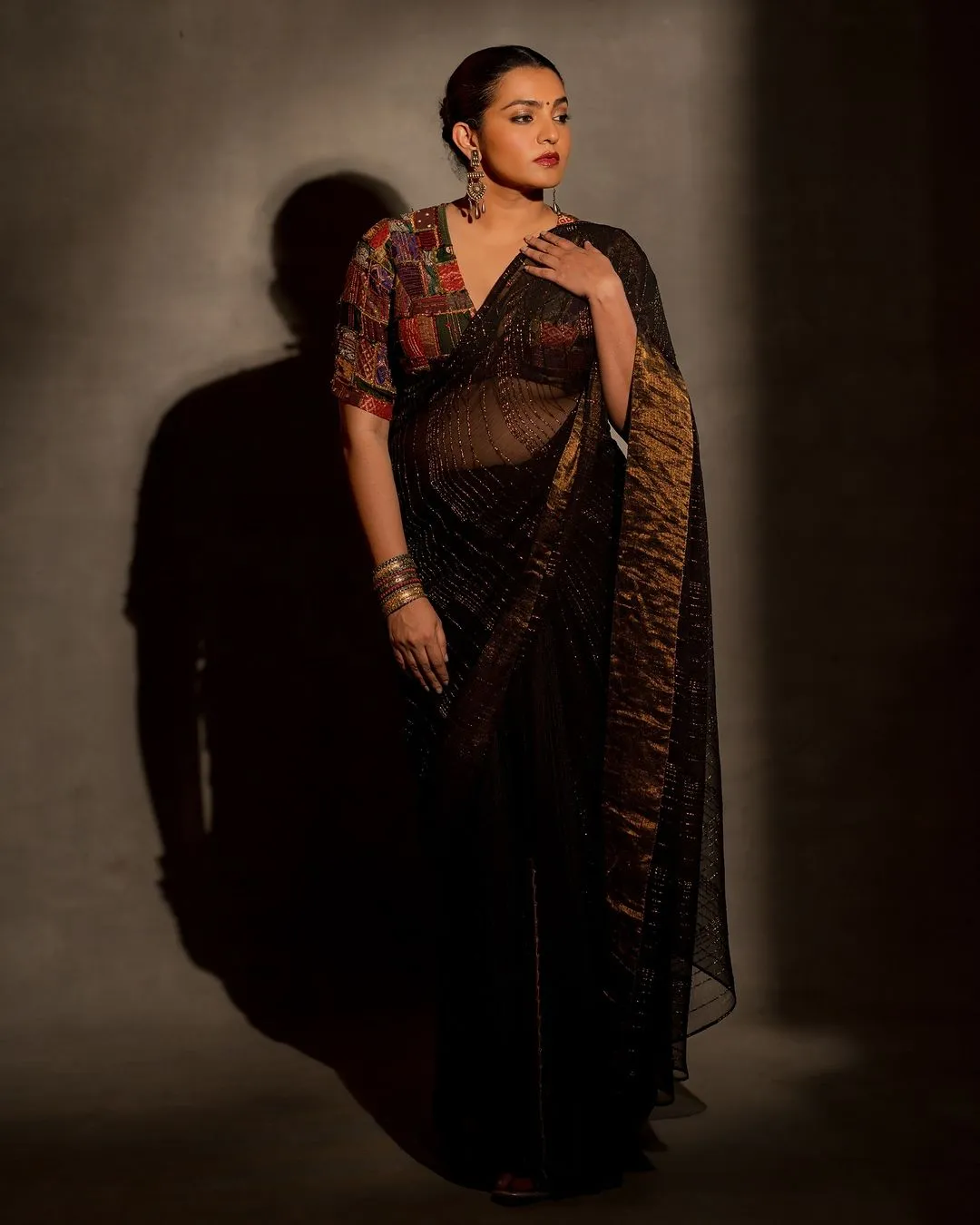 Parvarthy Thiruvothu Saree Latest 2