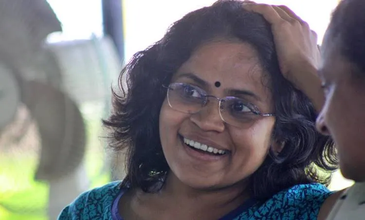 vidhu vincent, manhole, film director, iffk