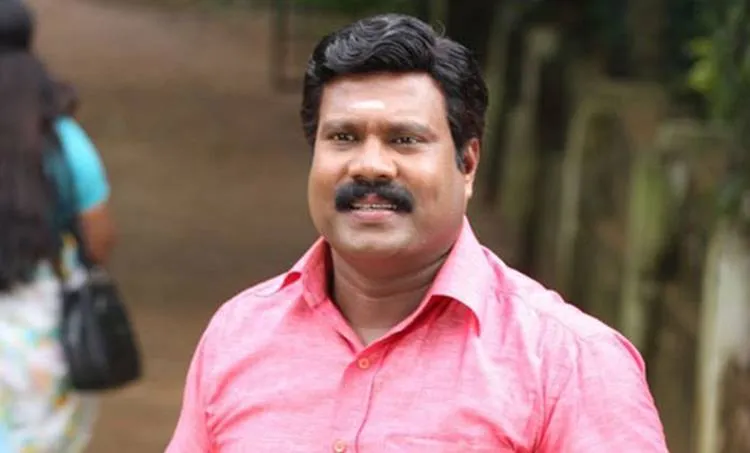 kalabhavan mani, kalabhavan mani photos, kalabhavan mani songs, kalabhavan mani death, kalabhavan mani age, kalabhavan mani daughter, kalabhavan mani nadan pattukal, kalabhavan mani ayyappa song, kalabhavan mani death date, kalabhavan mani chalakkudikkaran, കലാഭവന്‍ മണി, കലാഭവന്‍ മണി songs mp3 download, കലാഭവന്‍ മണി kadha, കലാഭവന്‍ മണി songs lyrics, കലാഭവന്‍ മണി സ്റ്റേജ് ഷോ, കലാഭവന്‍ മണി നാടന്‍പാട്ട് കരോക്കെ, കലാഭവന്‍ മണി കോമഡി, കലാഭവന്‍ മണി നാടന്‍പാട്ട്, കലാഭവന്‍ മണി അയ്യപ്പഭക്തിഗാനങ്ങള്‍, കലാഭവന്‍ മണി സിനിമകള്‍, കലാഭവന്‍ മണി നാടന്‍ പാട്ടുകള്‍ download