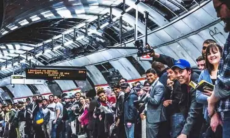 kochi metro, london metro, instagram