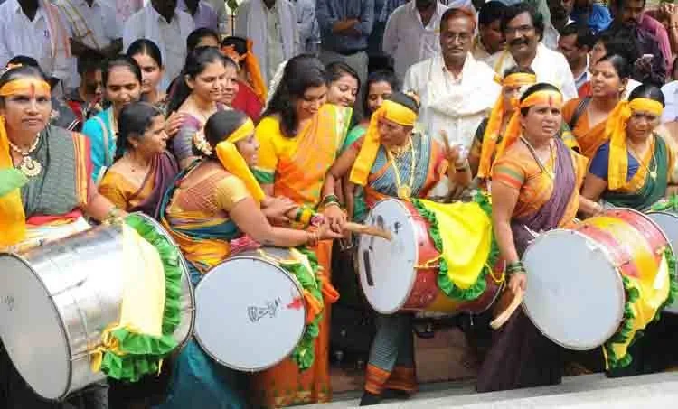 aswathi, karnataka, ias officer,