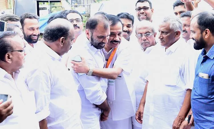 kna khadar, muslim league candidate, vengara by election,