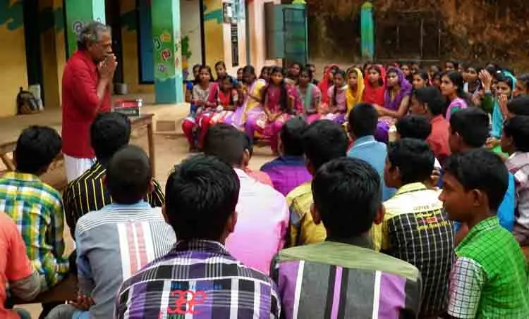 shabdatharavali, sreekandeswaram, library